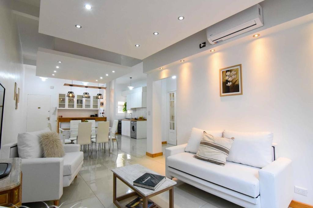 Dpto. En Recoleta: Calido, Proximo Y Confortable Buenos Aires Eksteriør bilde